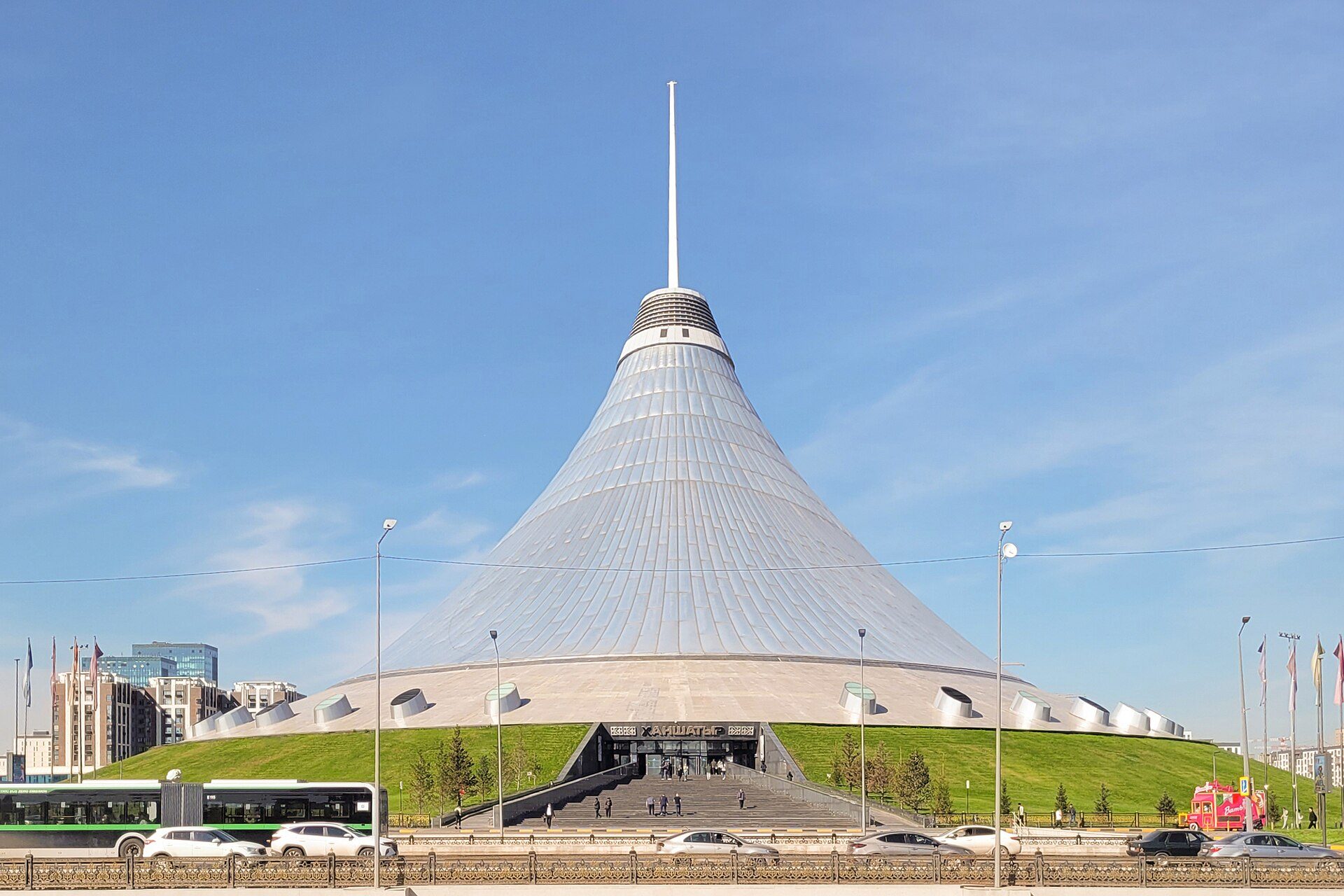 Khan Shatyr, Astana